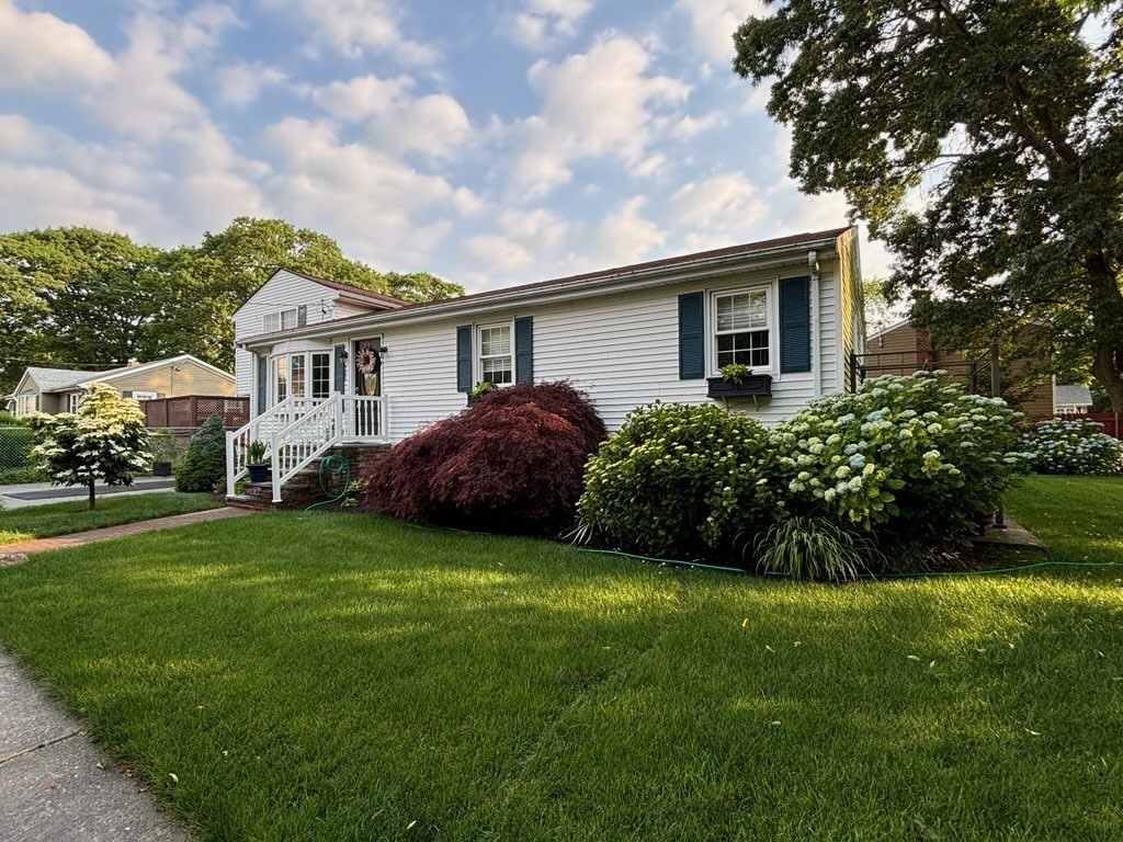 706 Lawton Street Fall River, MA 02721 - Photo 34 of 42