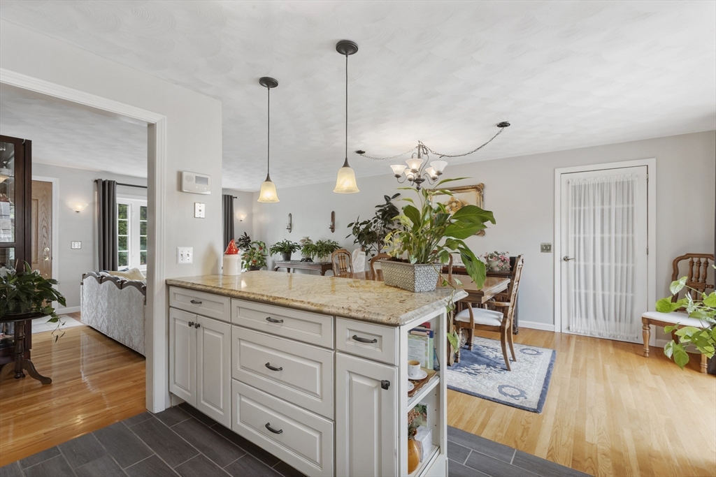 706 Lawton Street Fall River, MA 02721 - Photo 10 of 42