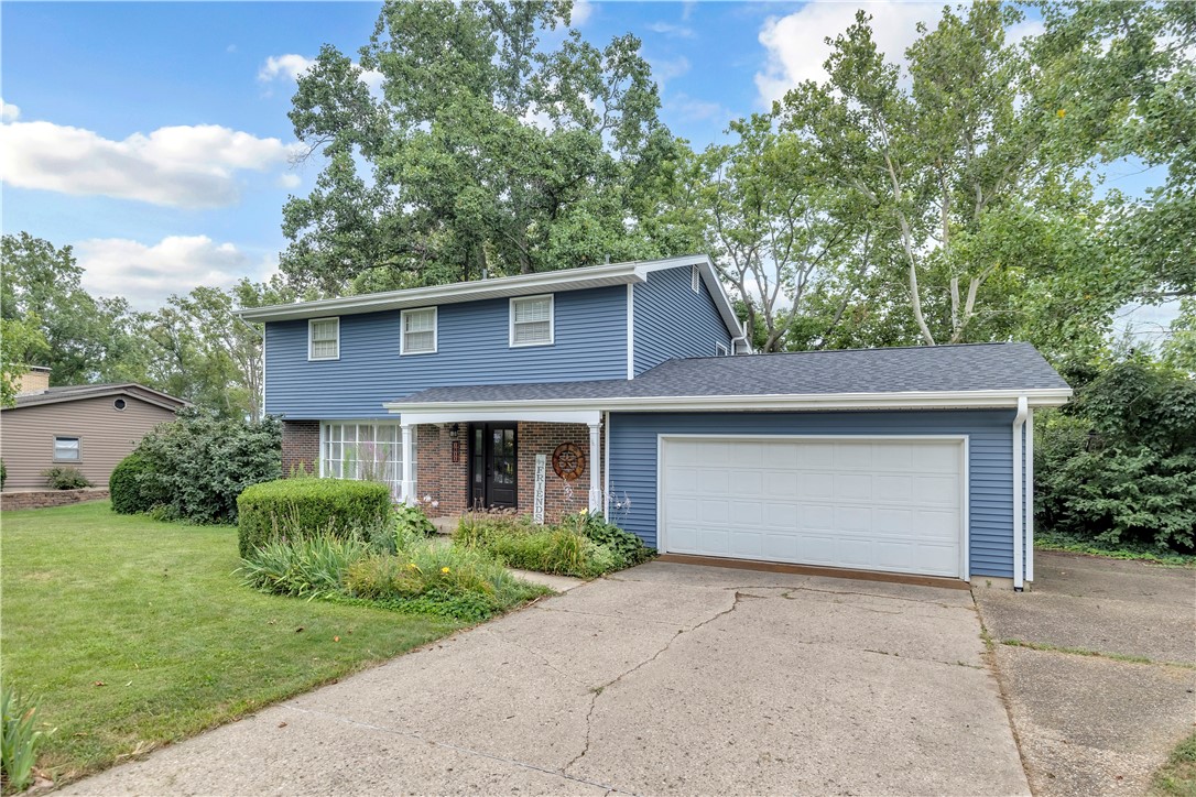 1833 Burning Tree Drive Decatur, IL 62521 - Photo 2 of 38