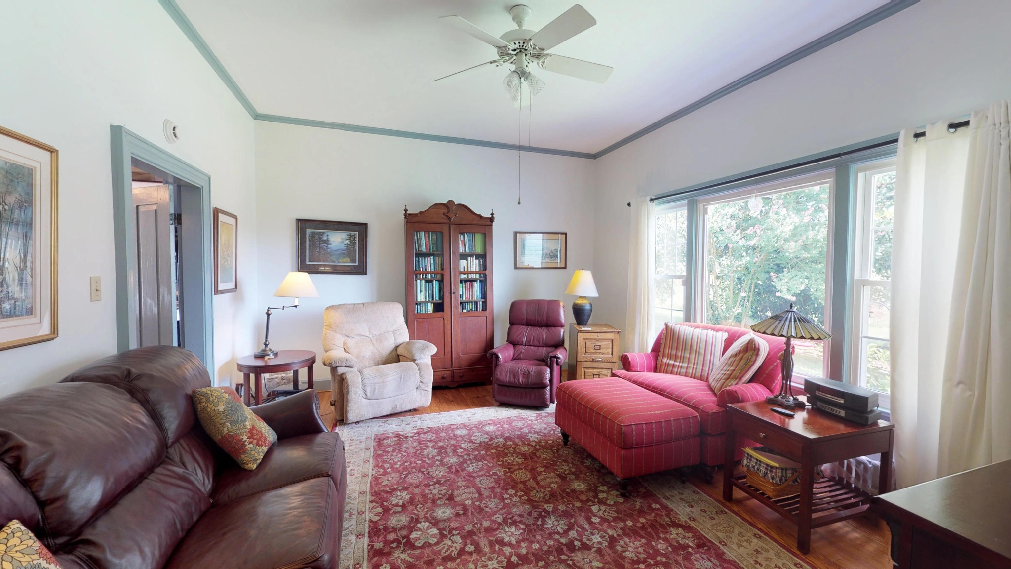 4965 Roberson Spring Road Loudon, TN 37774 - Photo 20 of 39 a living room with furniture and a large window
