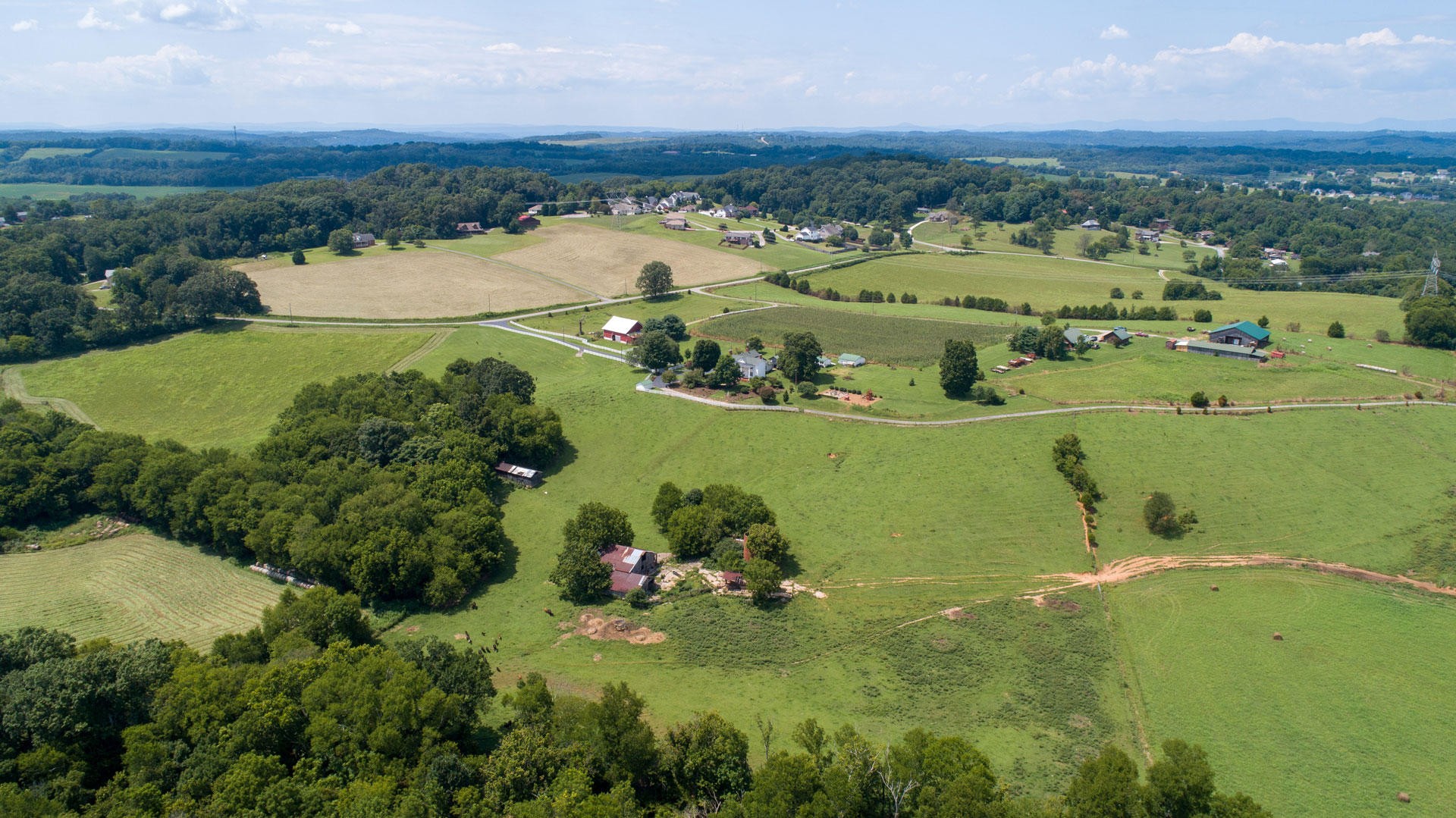4965 Roberson Spring Road Loudon, TN 37774 - Photo 8 of 39 an aerial view of a houses with outdoor space