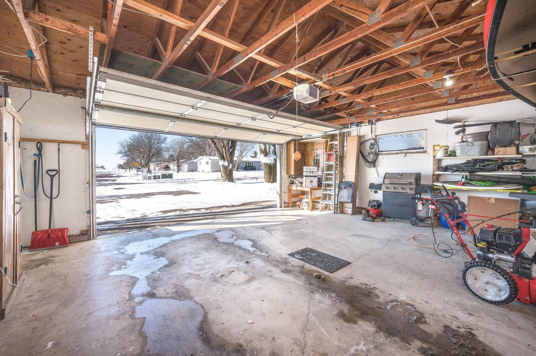 103 East Interlaken Road Fairmont, MN 56031 - Photo 28 of 39