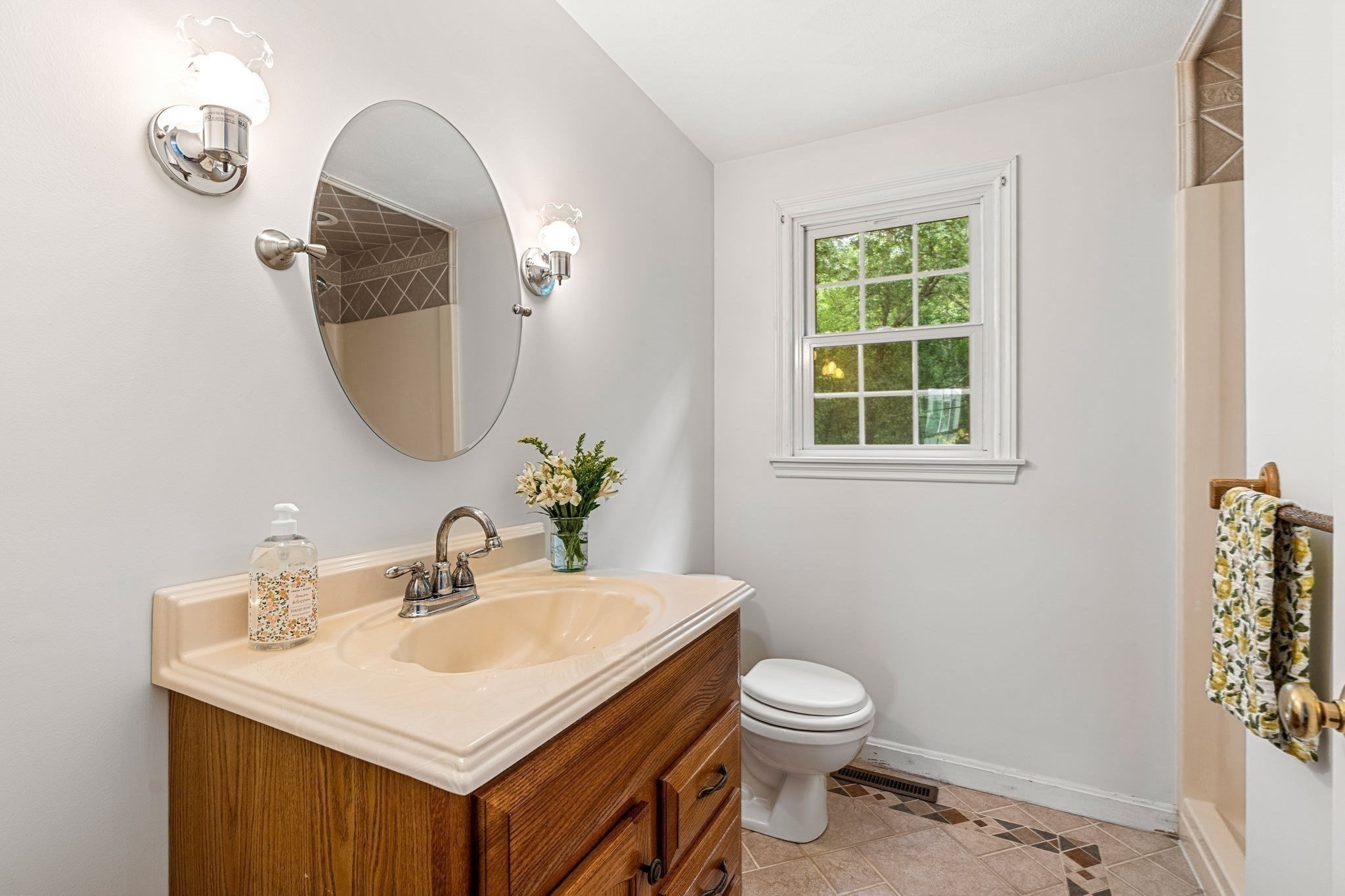19 Noel Road Andover, MA 01810 - Photo 18 of 31 Gallery Image 18