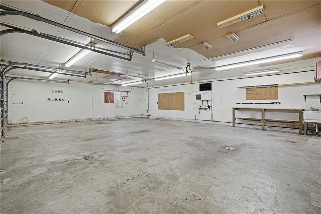 120 Grandview Drive Freeport, PA 16229 - Photo 12 of 40 a view of garage