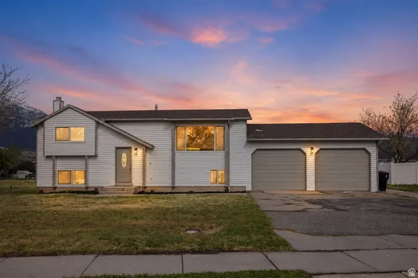 $544,900 | 3276 North 2700th St W Farr West, Ogden, UT 84404