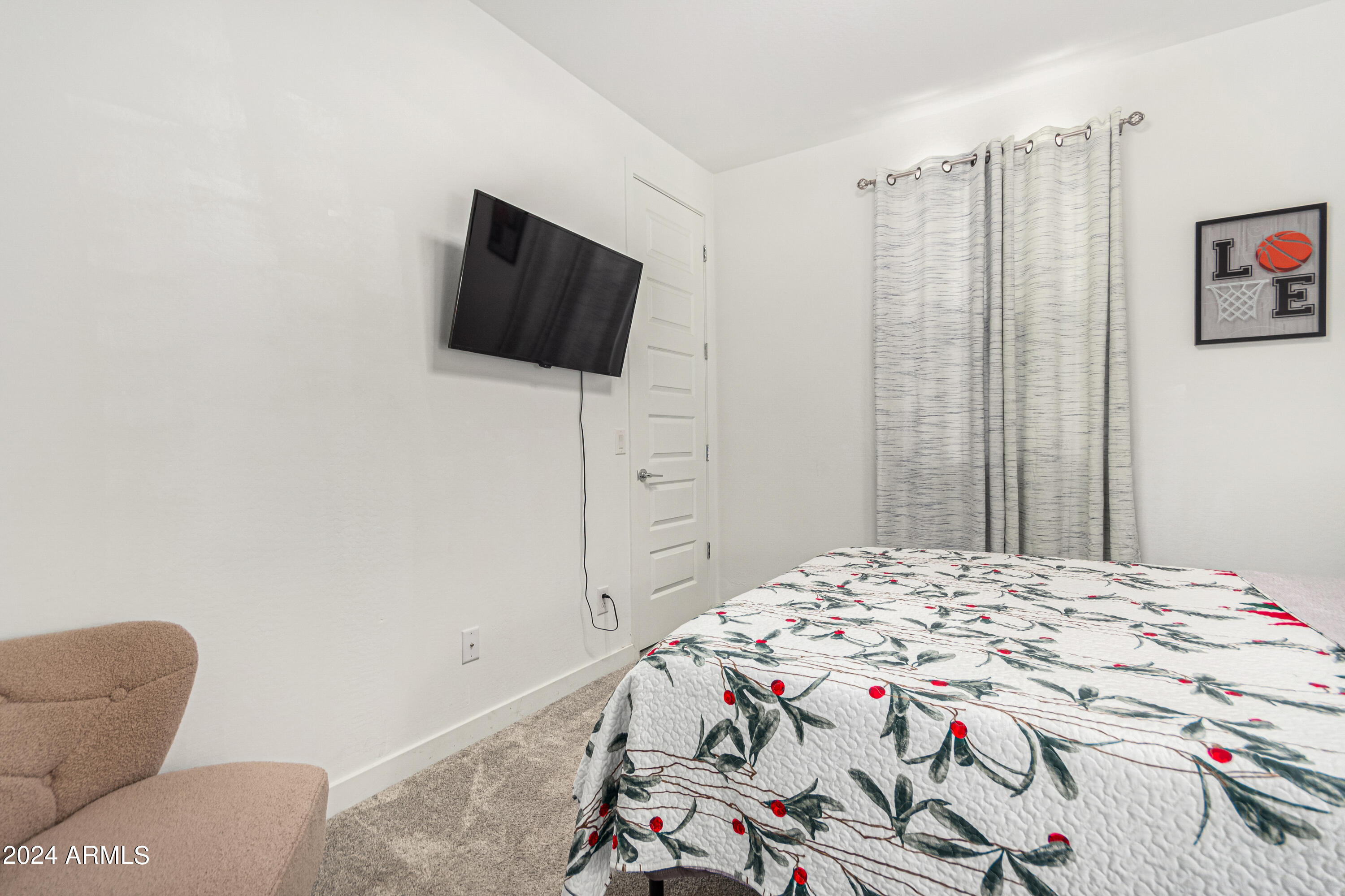 2615 West Pecan Road Phoenix, AZ 85041 - Photo 15 of 35 18-Pecan