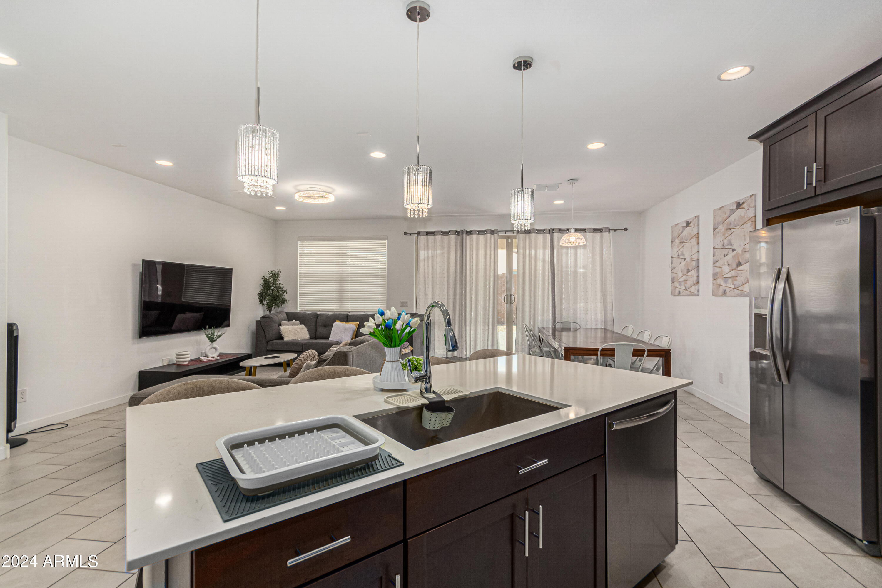2615 West Pecan Road Phoenix, AZ 85041 - Photo 10 of 35 13-Pecan