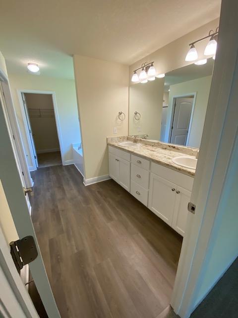 5784 Marigold Loop Crestview, FL 32539 - Photo 13 of 15 2005 master bathroom