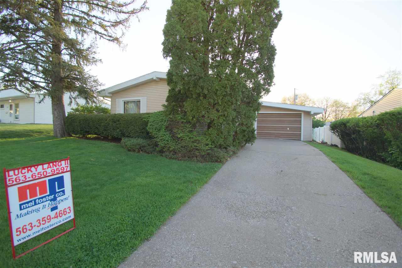 2874 Northhaven Road Davenport, IA 52804 - Photo 1 of 18 Gallery Image 1