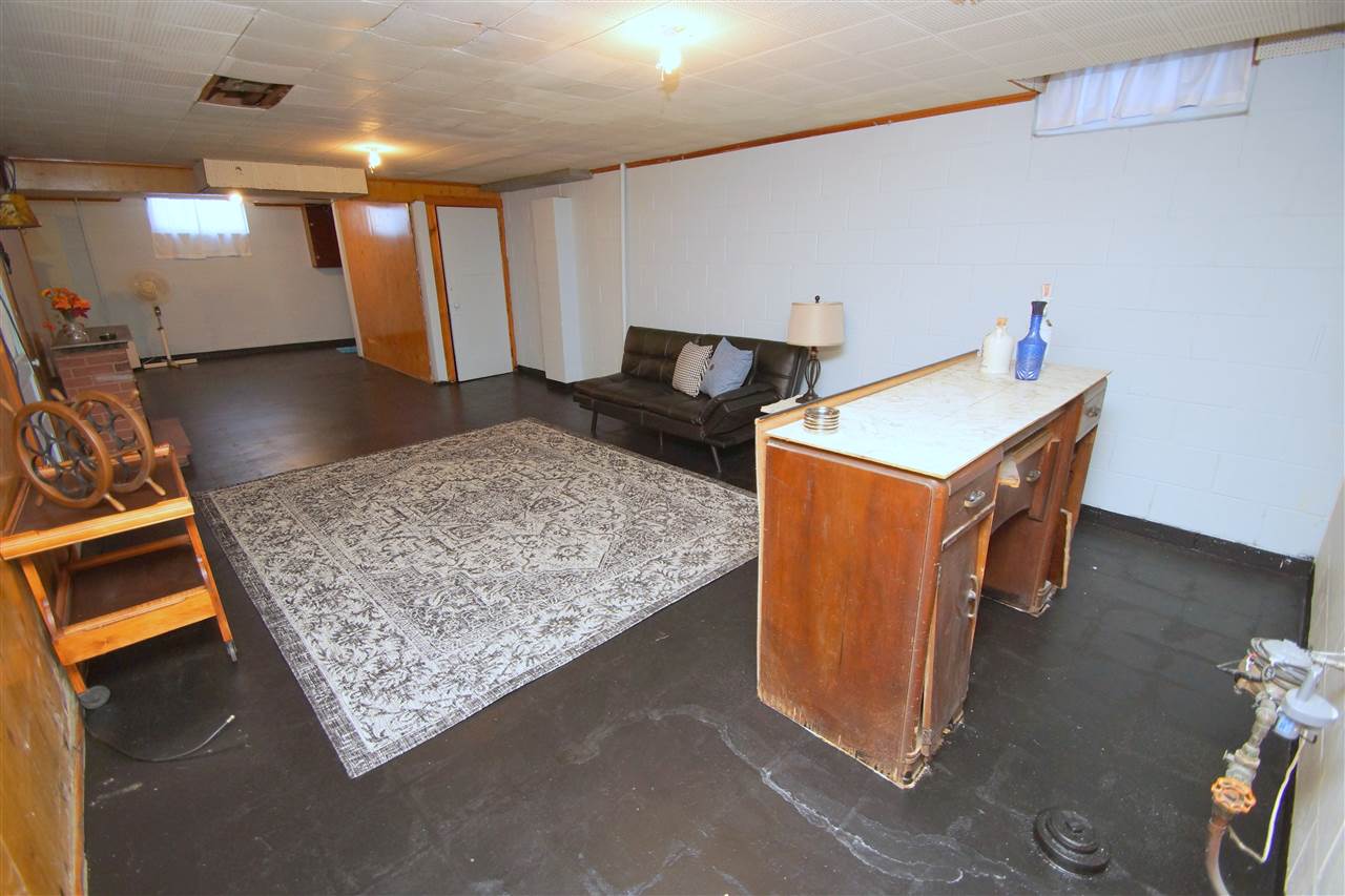 2874 Northhaven Road Davenport, IA 52804 - Photo 15 of 18 Gallery Image 15