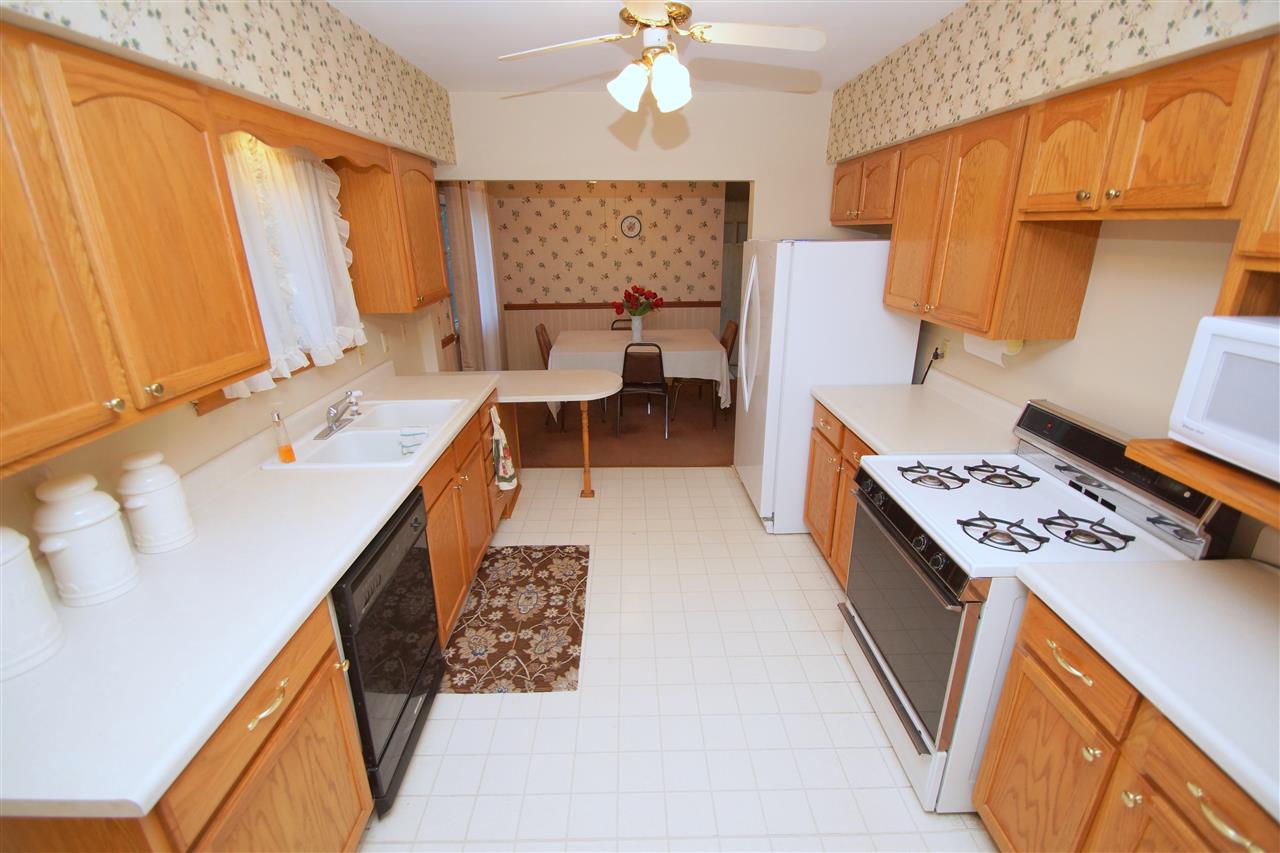 2874 Northhaven Road Davenport, IA 52804 - Photo 7 of 18 Gallery Image 7