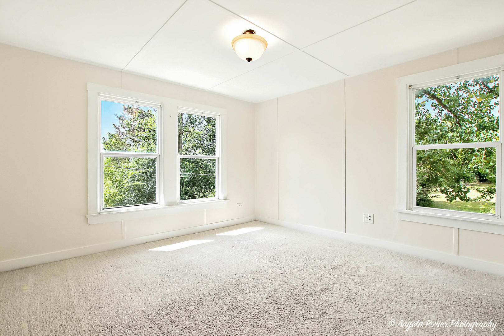 41028 North Ridge Circle Antioch, IL 60002 - Photo 22 of 29 a view of an empty room with a window