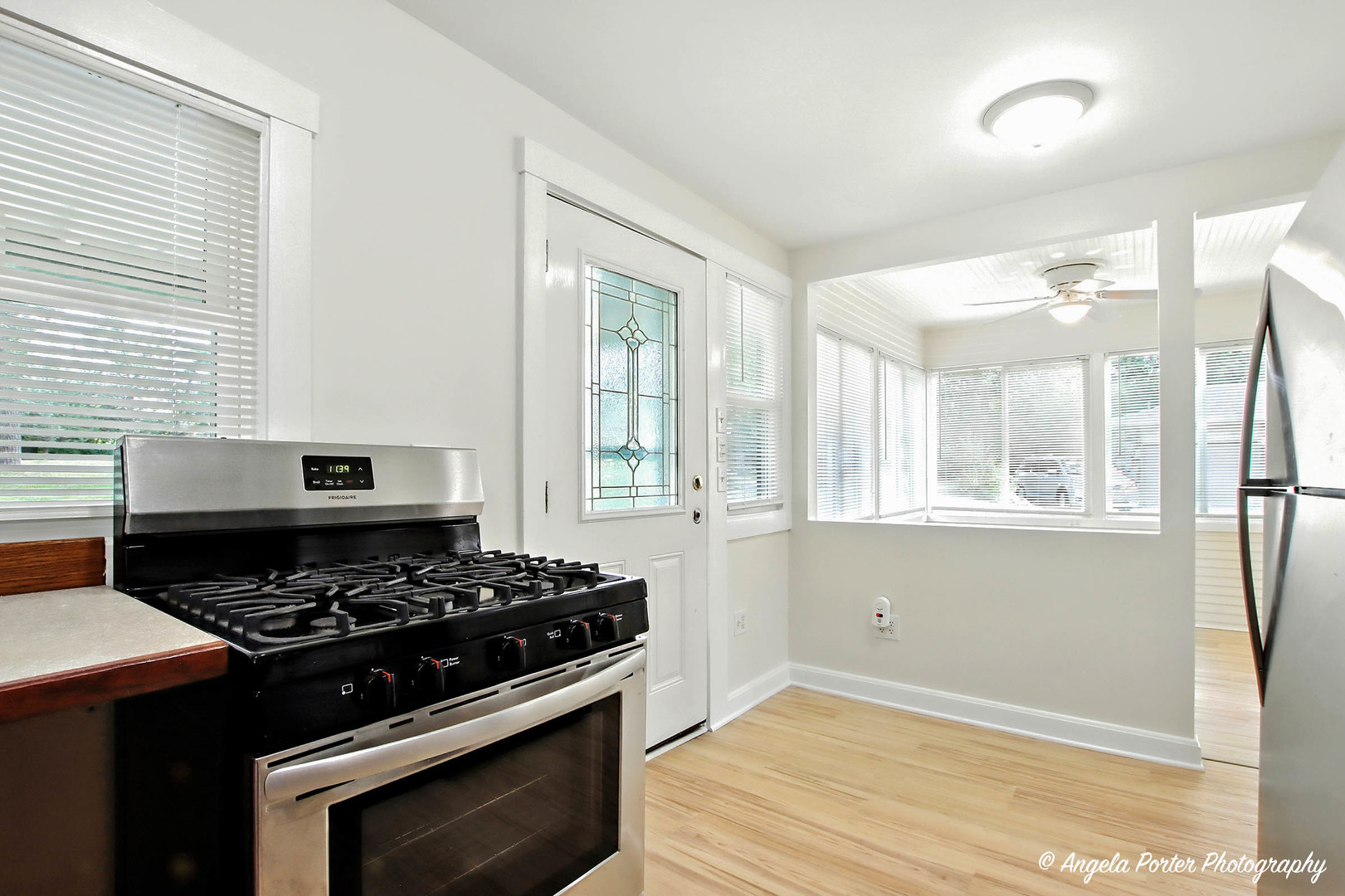 41028 North Ridge Circle Antioch, IL 60002 - Photo 5 of 29 a kitchen with stainless steel appliances granite countertop a stove and a white cabinets