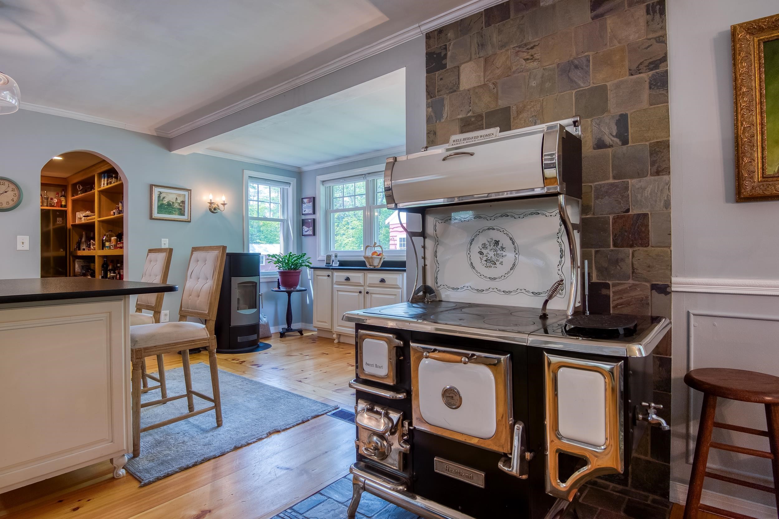 33 Roberts Road Center Conway, NH 03813 - Photo 11 of 54