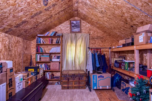 $824,900 | 33 Roberts Road, Center Conway, NH 03813