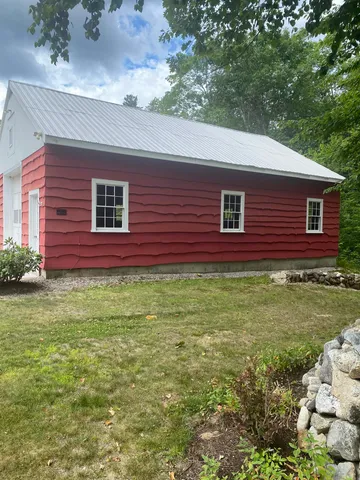 $824,900 | 33 Roberts Road, Center Conway, NH 03813