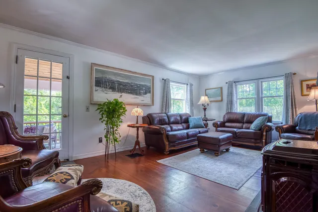 $824,900 | 33 Roberts Road, Center Conway, NH 03813