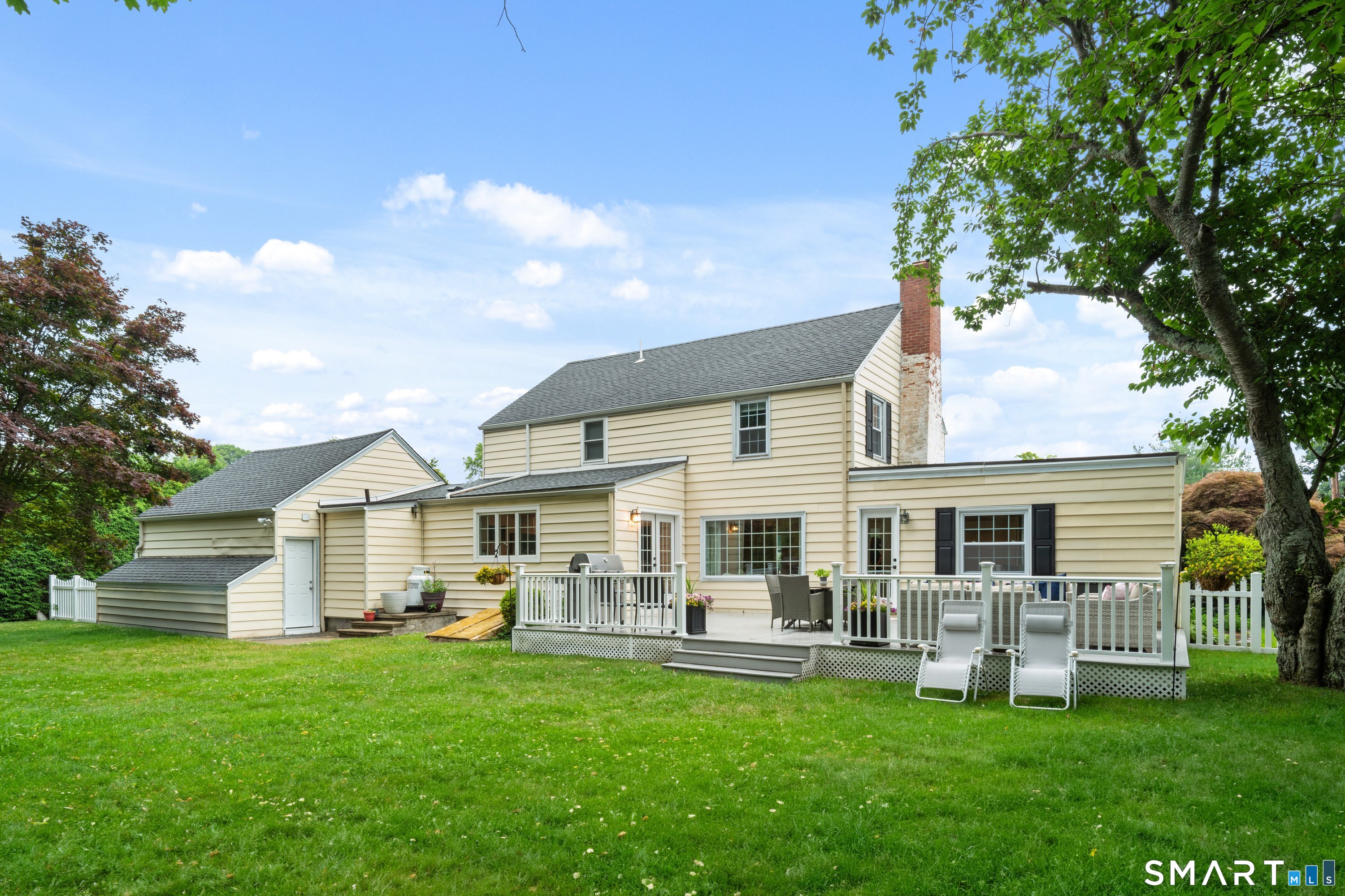 63 Lockwood Road Fairfield, CT 06825 - Photo 29 of 33