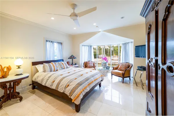 $12,999,000 | 6465 Pine Tree Dr Circle, Miami Beach, FL 33141