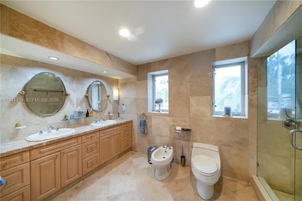 $12,999,000 | 6465 Pine Tree Dr Circle, Miami Beach, FL 33141