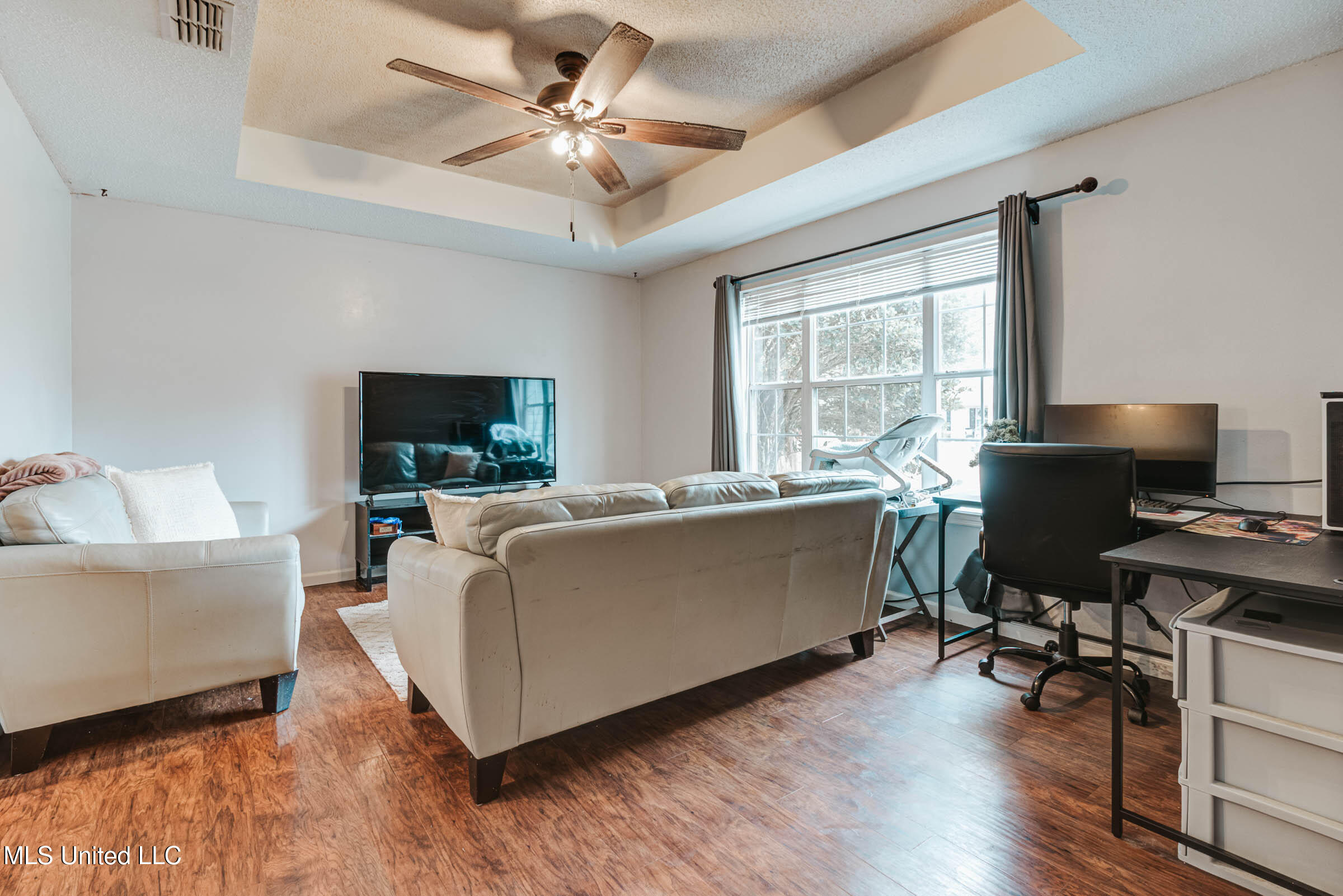 14082 Ridgeway Drive Gulfport, MS 39503 - Photo 3 of 31 14082 Ridgeway Dr (1)