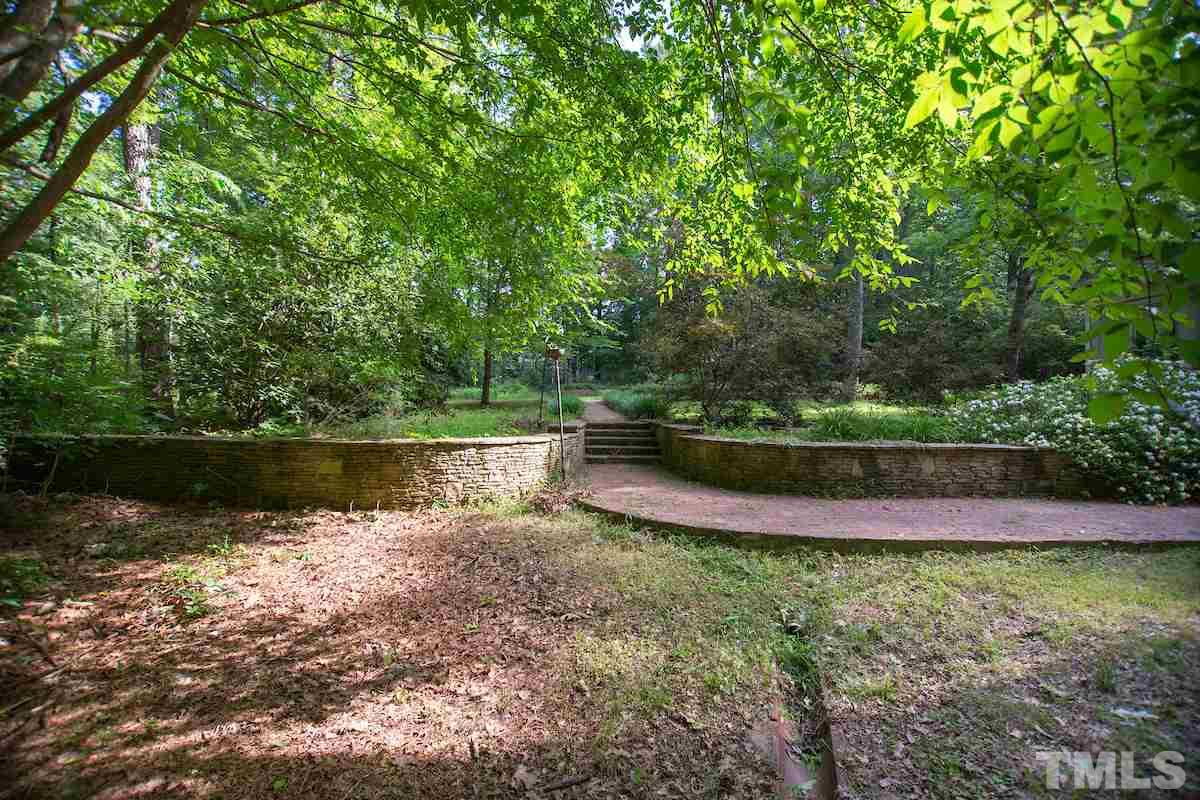 1526 Sedwick Road Durham, NC 27713 - Photo 2 of 25