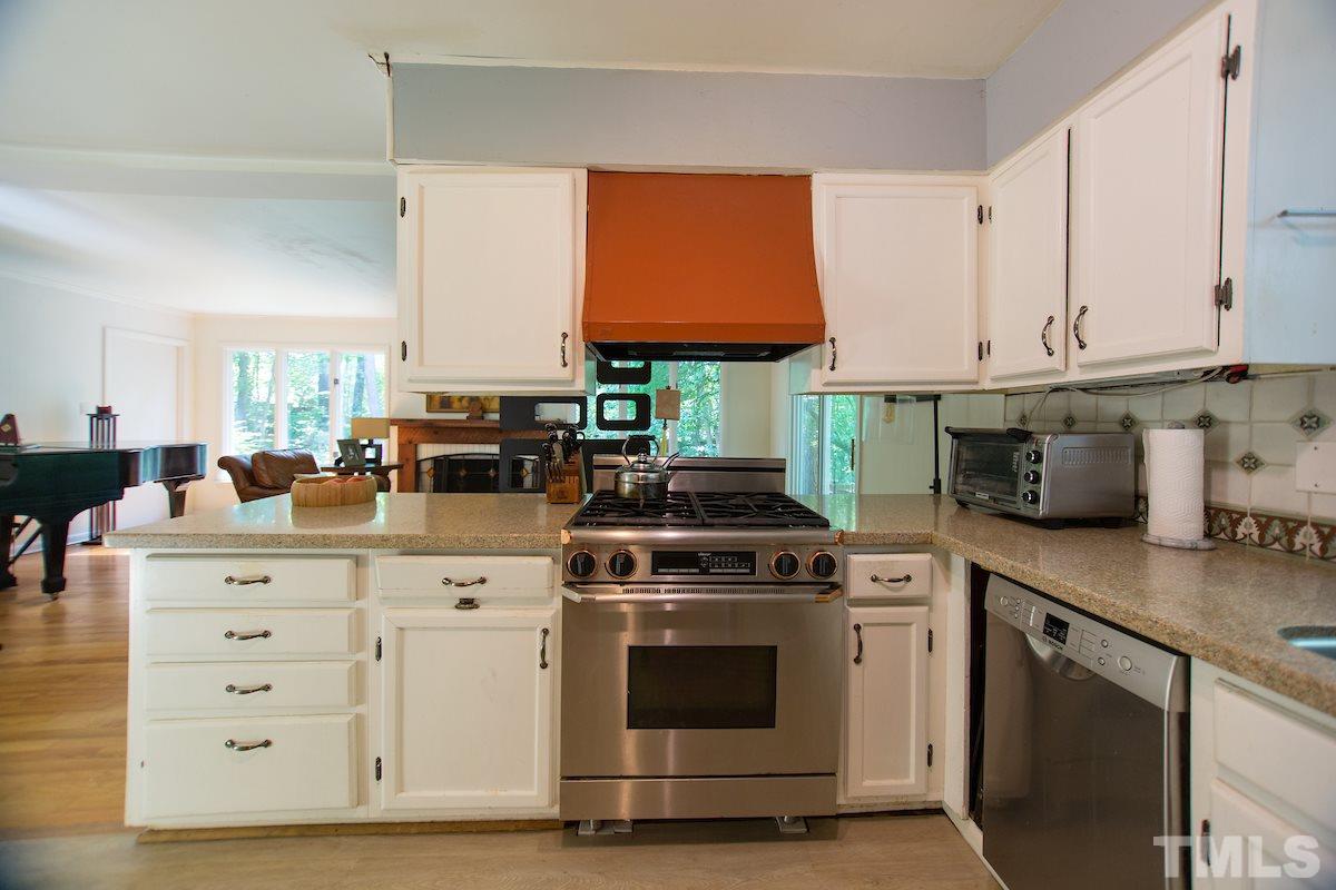1526 Sedwick Road Durham, NC 27713 - Photo 13 of 25