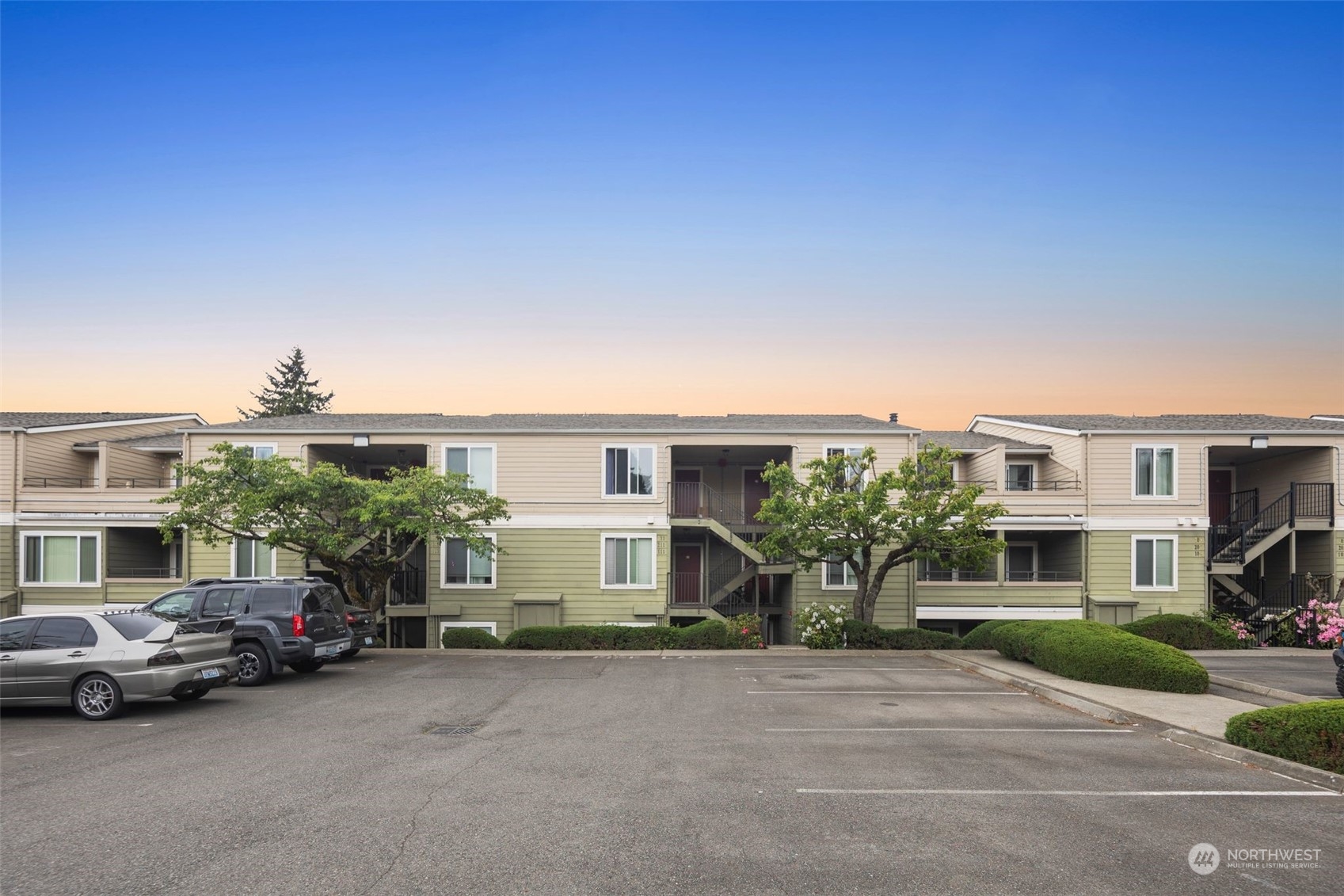 3233 Northeast 12th Street, Unit 310 Renton, WA 98056 - Photo 14 of 30 Gallery Image 14