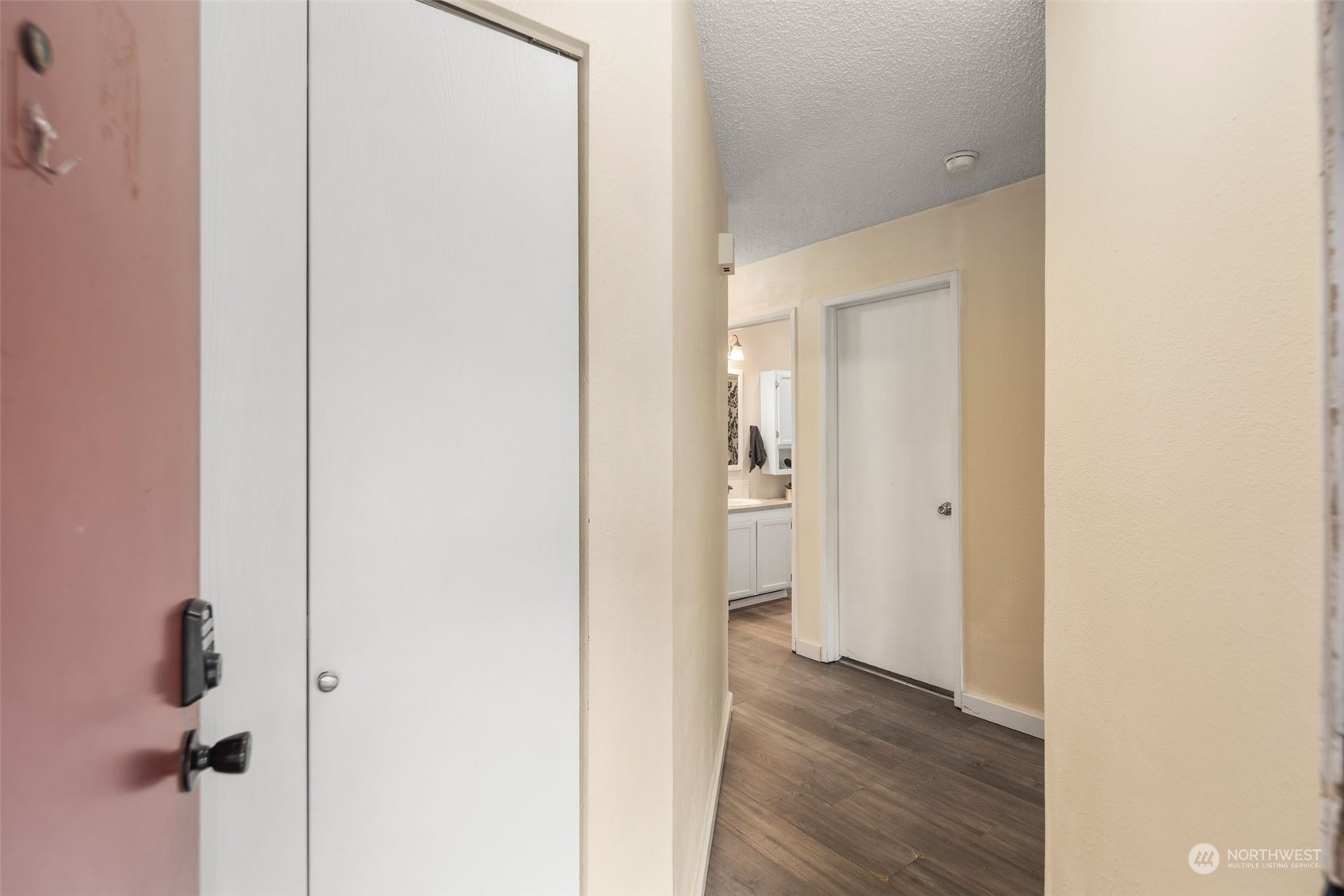 3233 Northeast 12th Street, Unit 310 Renton, WA 98056 - Photo 18 of 30 Gallery Image 18