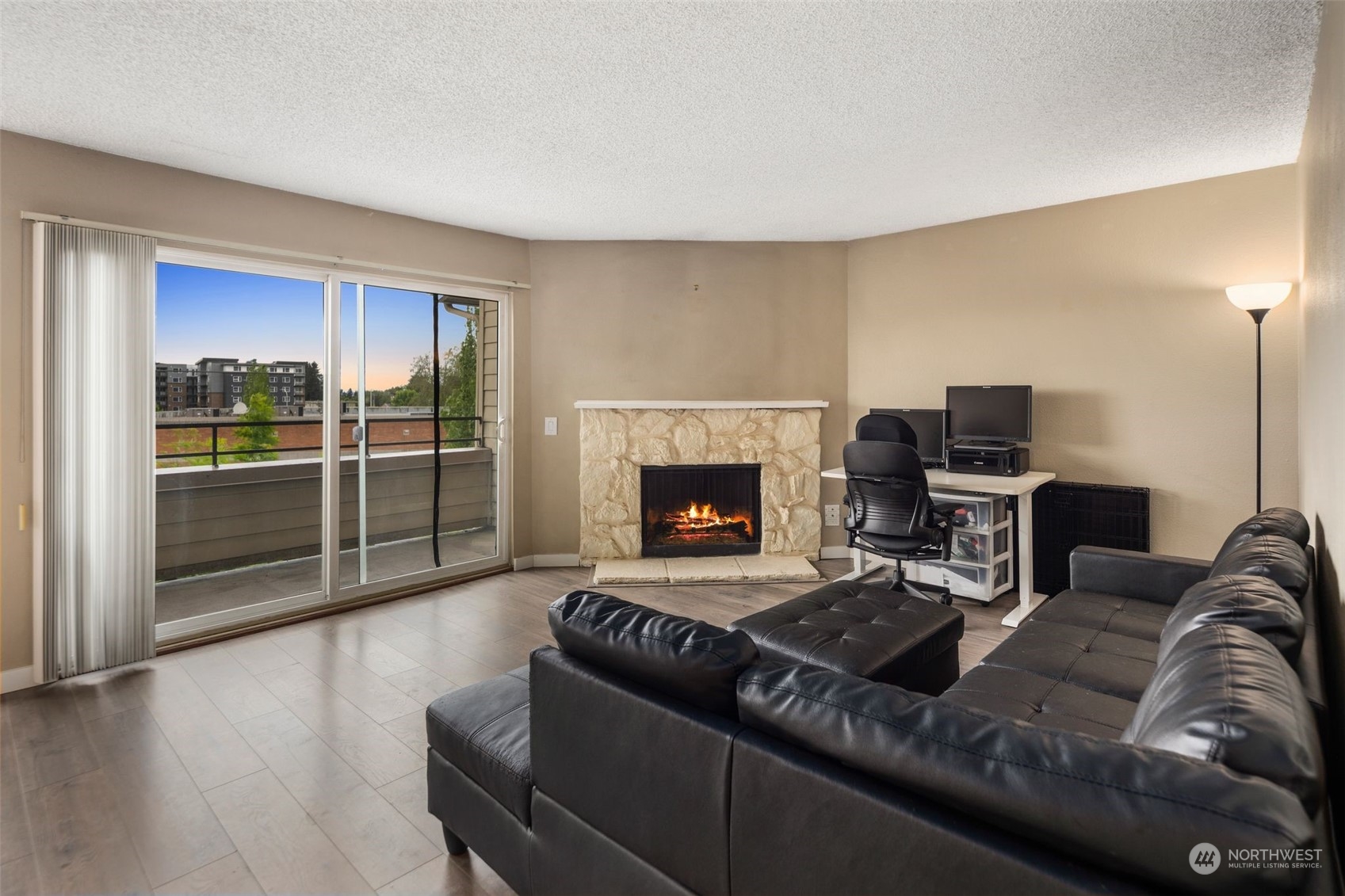 3233 Northeast 12th Street, Unit 310 Renton, WA 98056 - Photo 2 of 30 Gallery Image 2