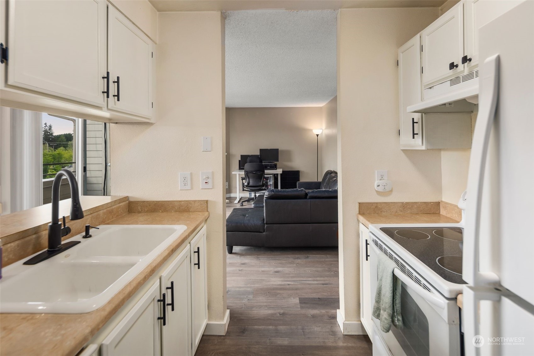 3233 Northeast 12th Street, Unit 310 Renton, WA 98056 - Photo 26 of 30 Gallery Image 26