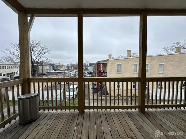 $2,500 | 159 Lewis Street, Unit 2, Perth Amboy, NJ 08861