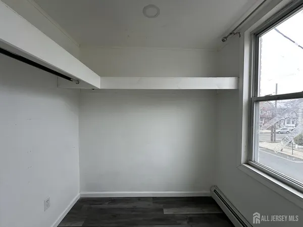 $2,500 | 159 Lewis Street, Unit 2, Perth Amboy, NJ 08861