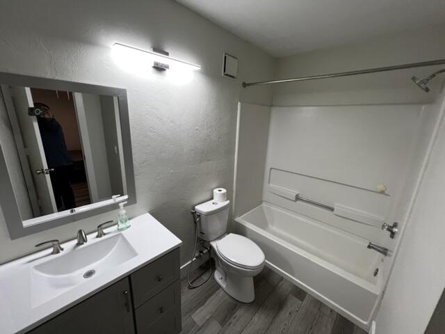 3800 Southwest 20th Avenue, Unit 305 Gainesville, FL 32607 - Photo 20 of 21 IMG-7483