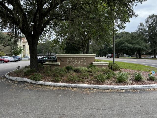 3800 Southwest 20th Avenue, Unit 305 Gainesville, FL 32607 - Photo 3 of 21 IMG-7355