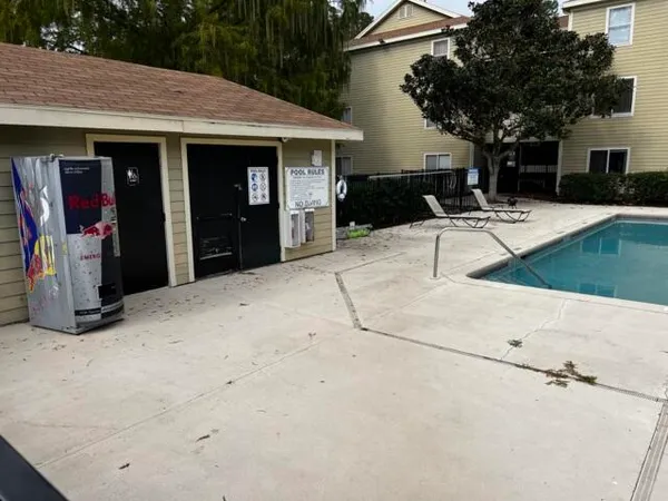 $650 | 3800 Southwest 20th Avenue, Unit 305, Gainesville, FL 32607