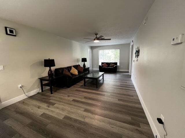 3800 Southwest 20th Avenue, Unit 305 Gainesville, FL 32607 - Photo 9 of 21 IMG-7481