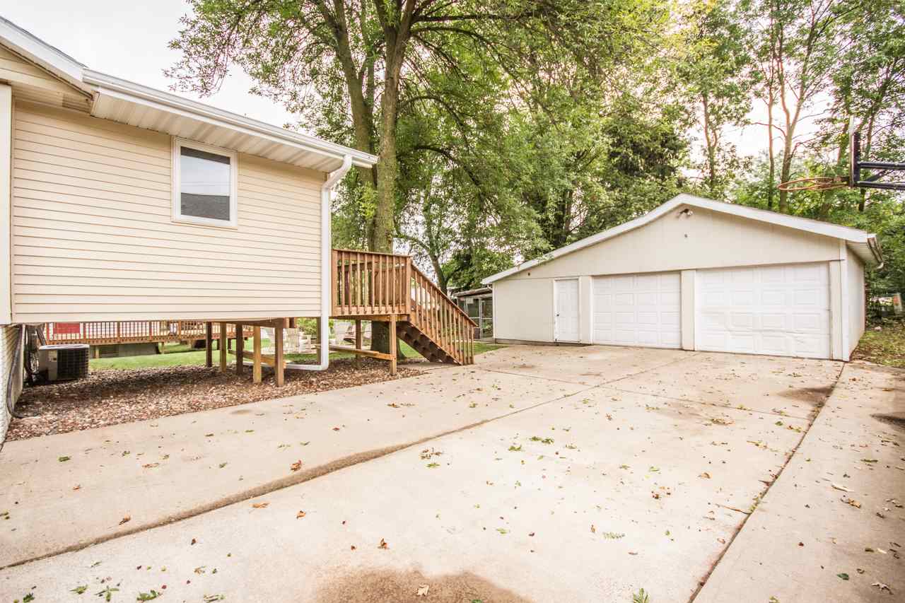 2310 Springreen Drive Dubuque, IA 52002 - Photo 23 of 25 Gallery Image 23