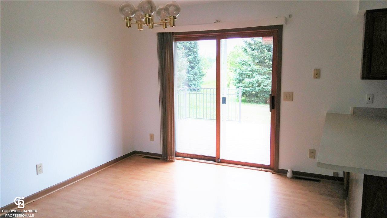 10424 Masters Road Goodells, MI 48027 - Photo 11 of 32 Dining Room