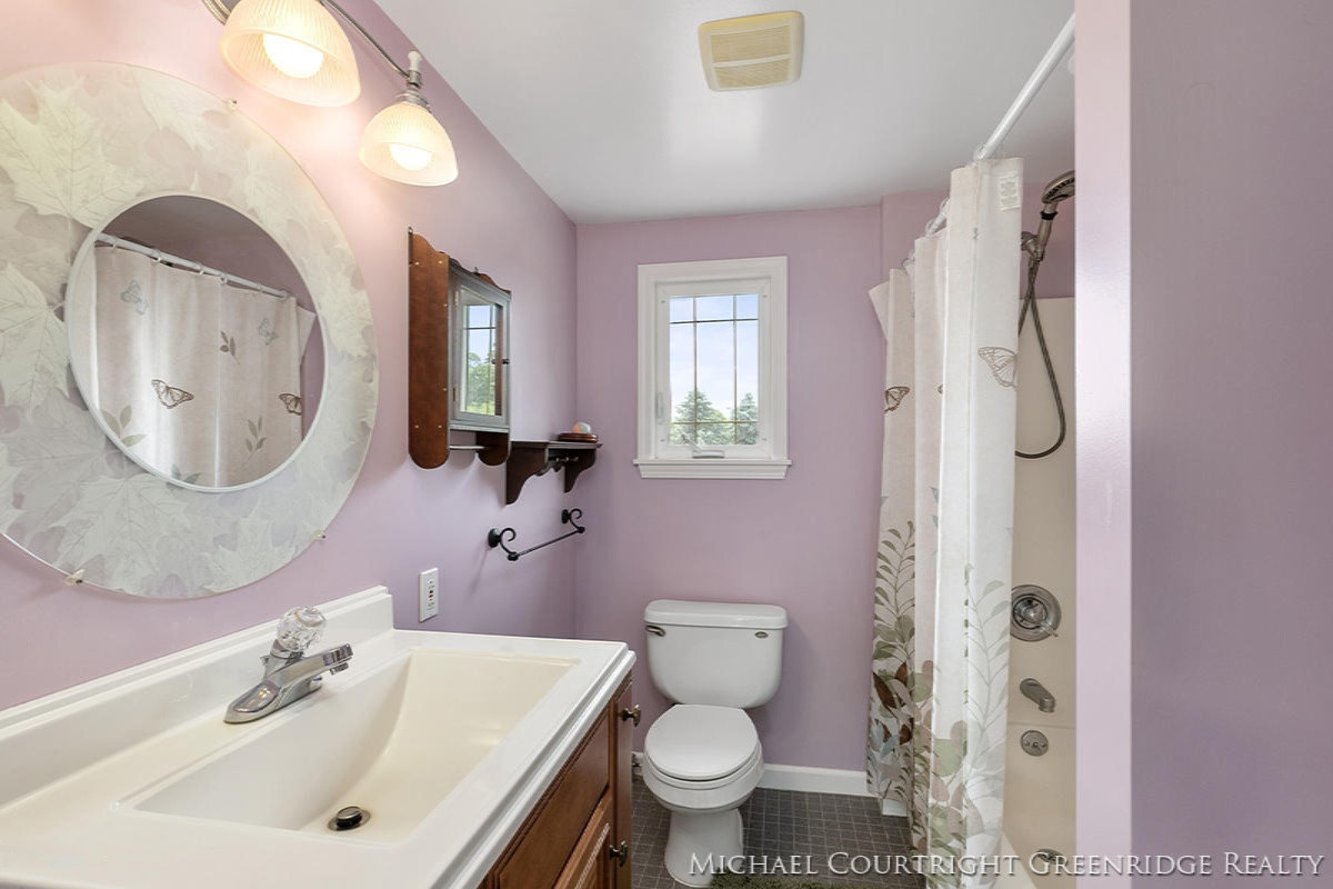 951 West Freeport Road Freeport, MI 49325 - Photo 23 of 31 IMG_1021