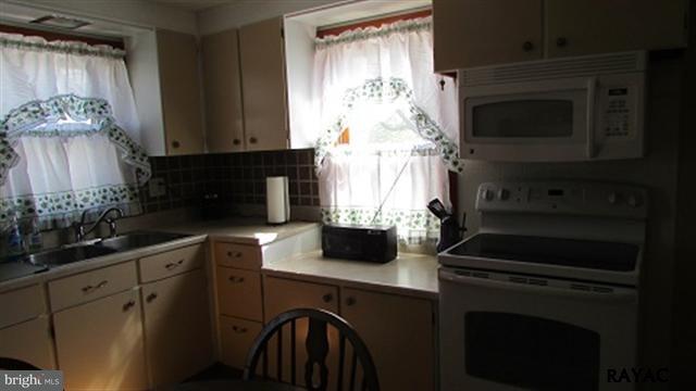 611 Maple Avenue Hanover, PA 17331 - Photo 23 of 36 Gallery Image 23