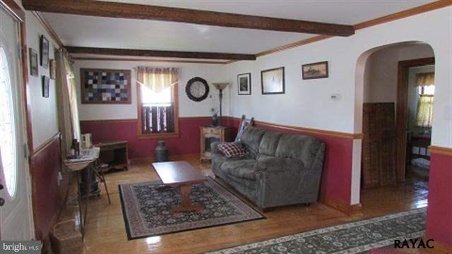 611 Maple Avenue Hanover, PA 17331 - Photo 10 of 36 Gallery Image 10