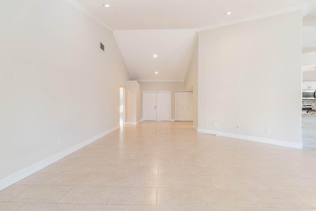 251 Northwest 69th Street Boca Raton, FL 33487 - Photo 10 of 36 20250716-251 NW 69th Street-0049