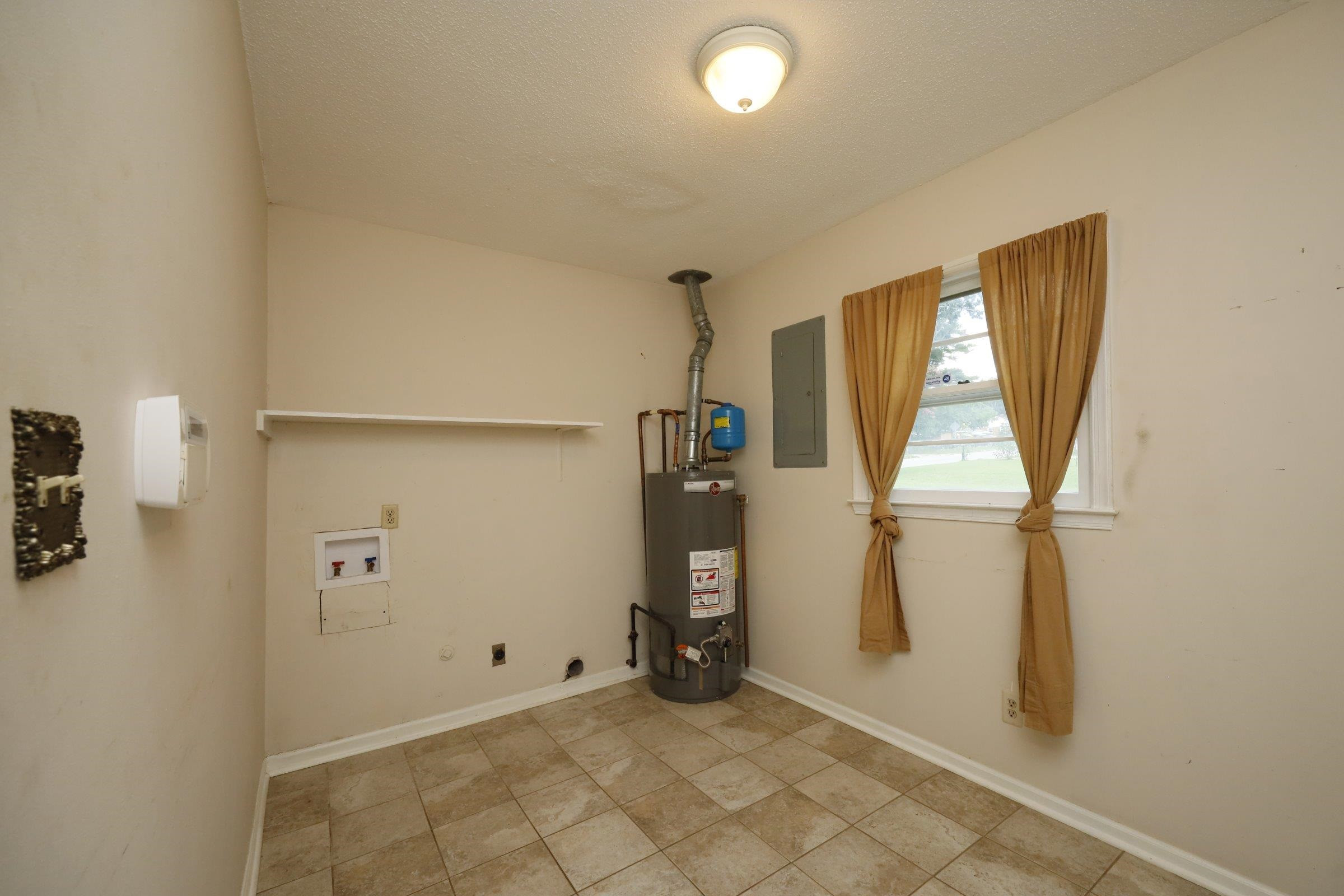 2801 Bromley Street Raleigh, NC 27610 - Photo 23 of 37 Photo 24