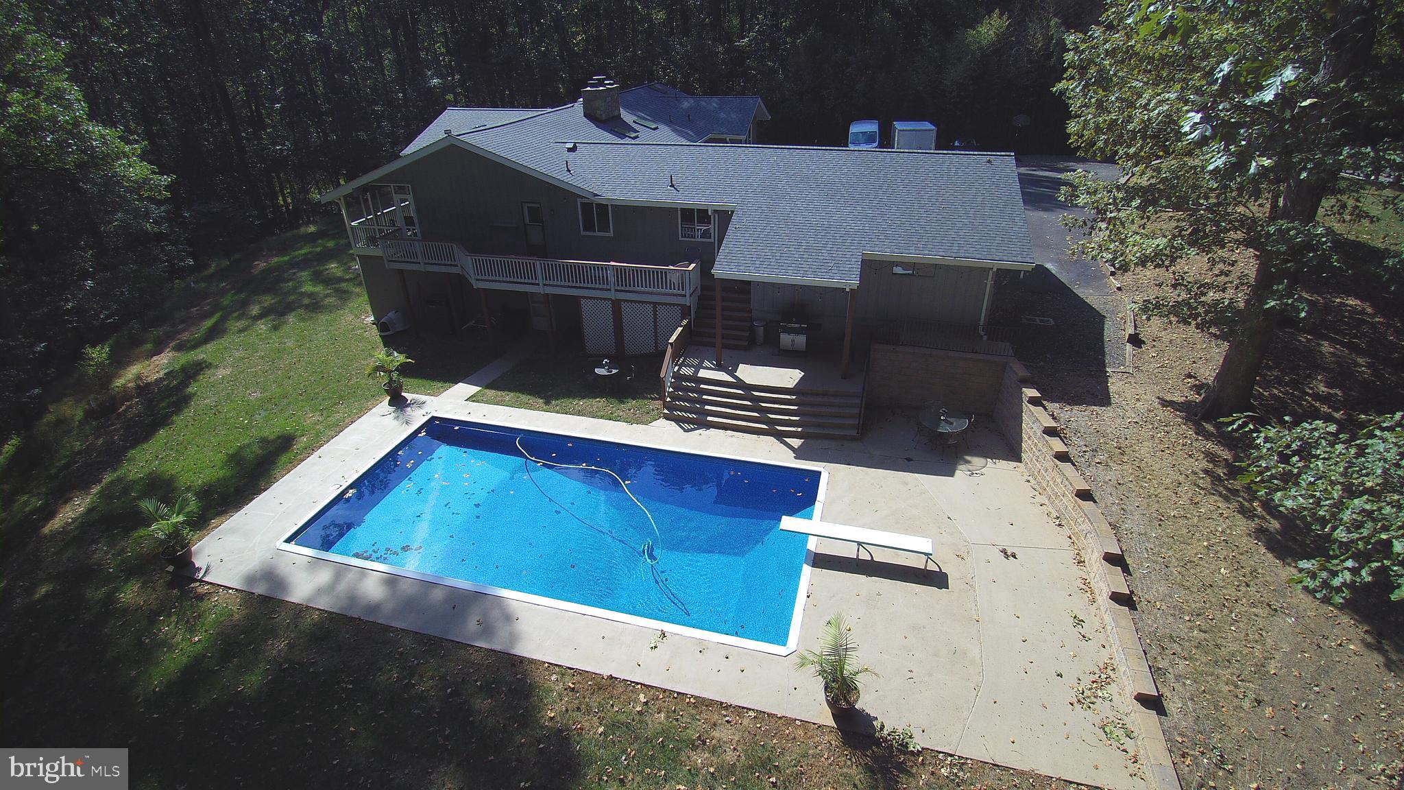 14701 Poplar Hill Road Germantown, MD 20874 - Photo 107 of 108 Side View of Pool