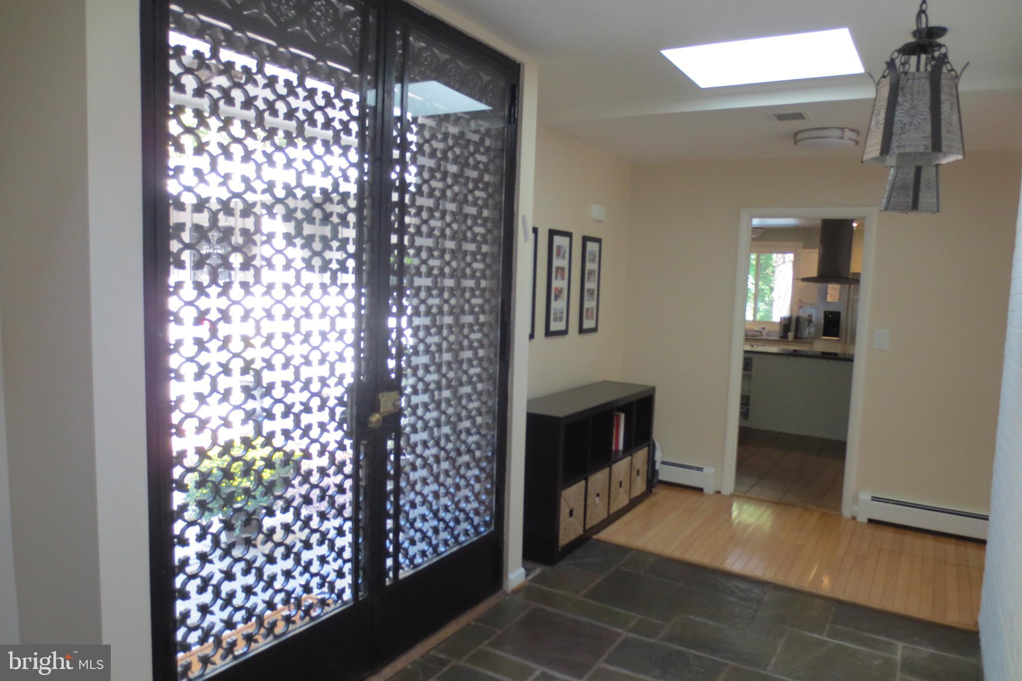 14701 Poplar Hill Road Germantown, MD 20874 - Photo 21 of 108 Main Foyer