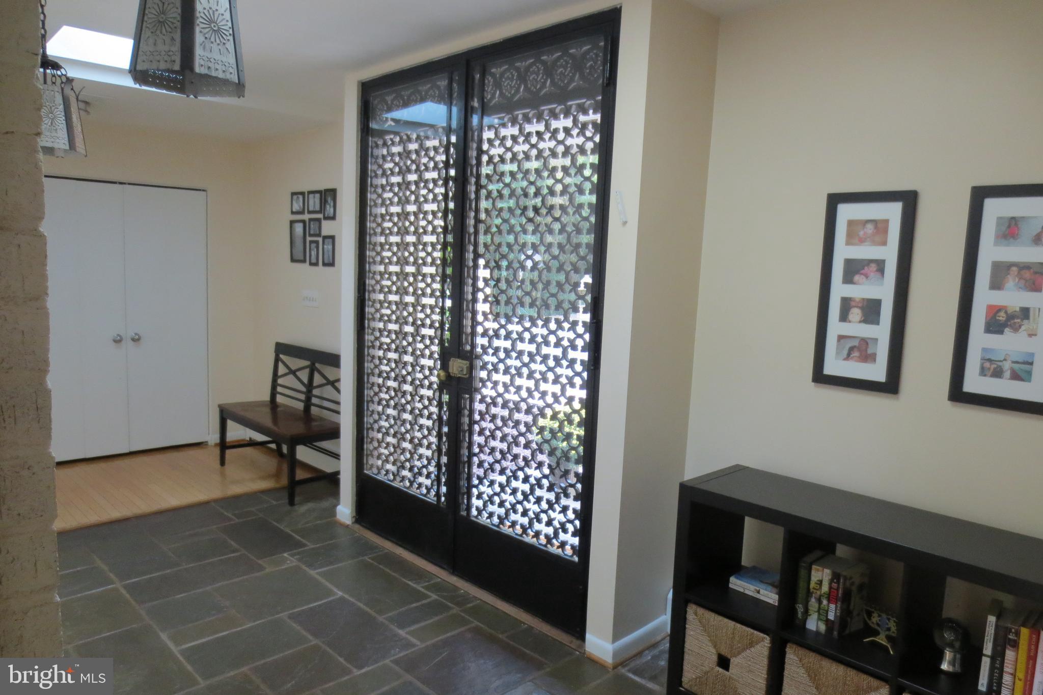 14701 Poplar Hill Road Germantown, MD 20874 - Photo 22 of 108 Main Foyer