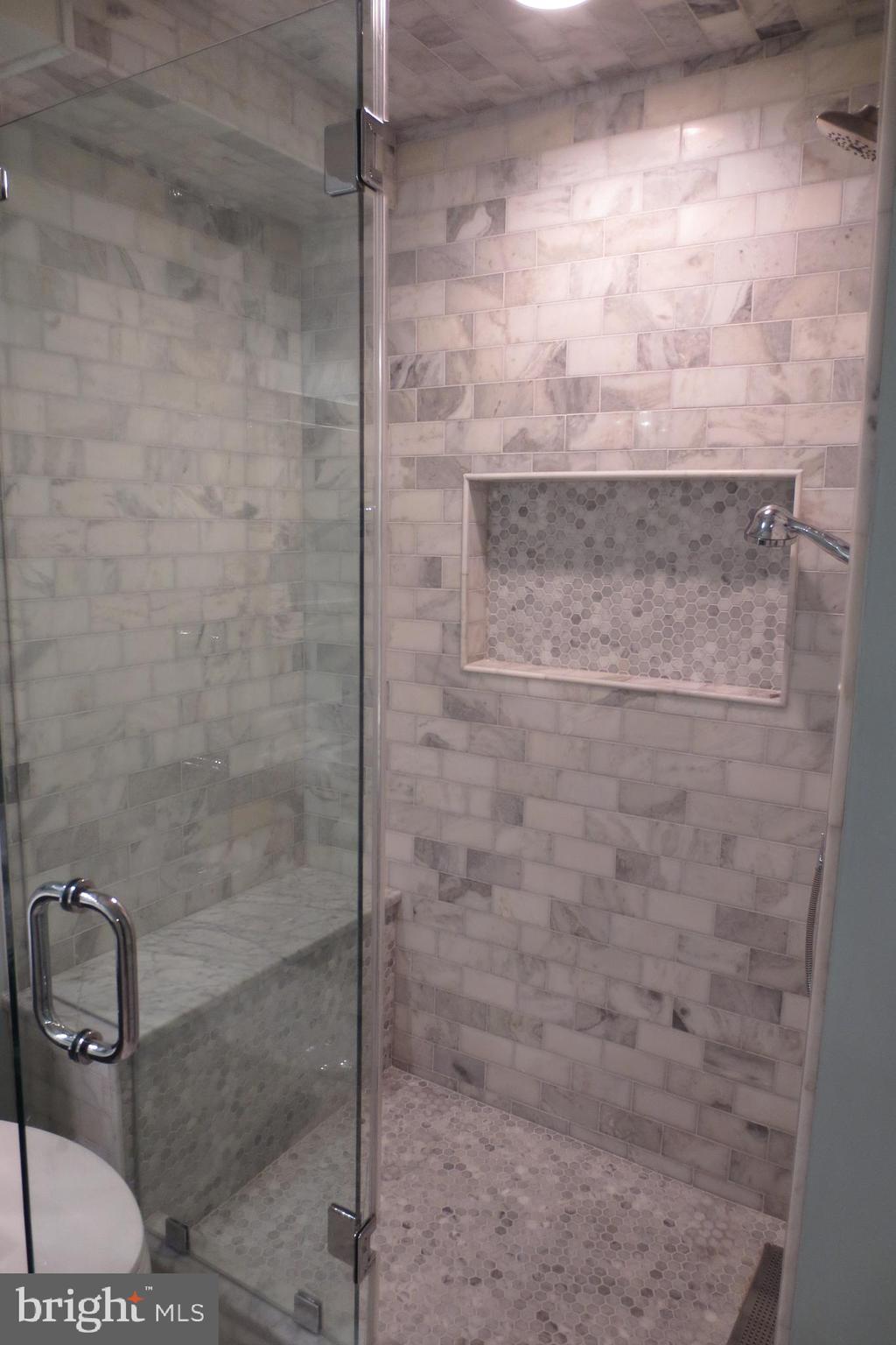 14701 Poplar Hill Road Germantown, MD 20874 - Photo 63 of 108 Full Bath #2 View