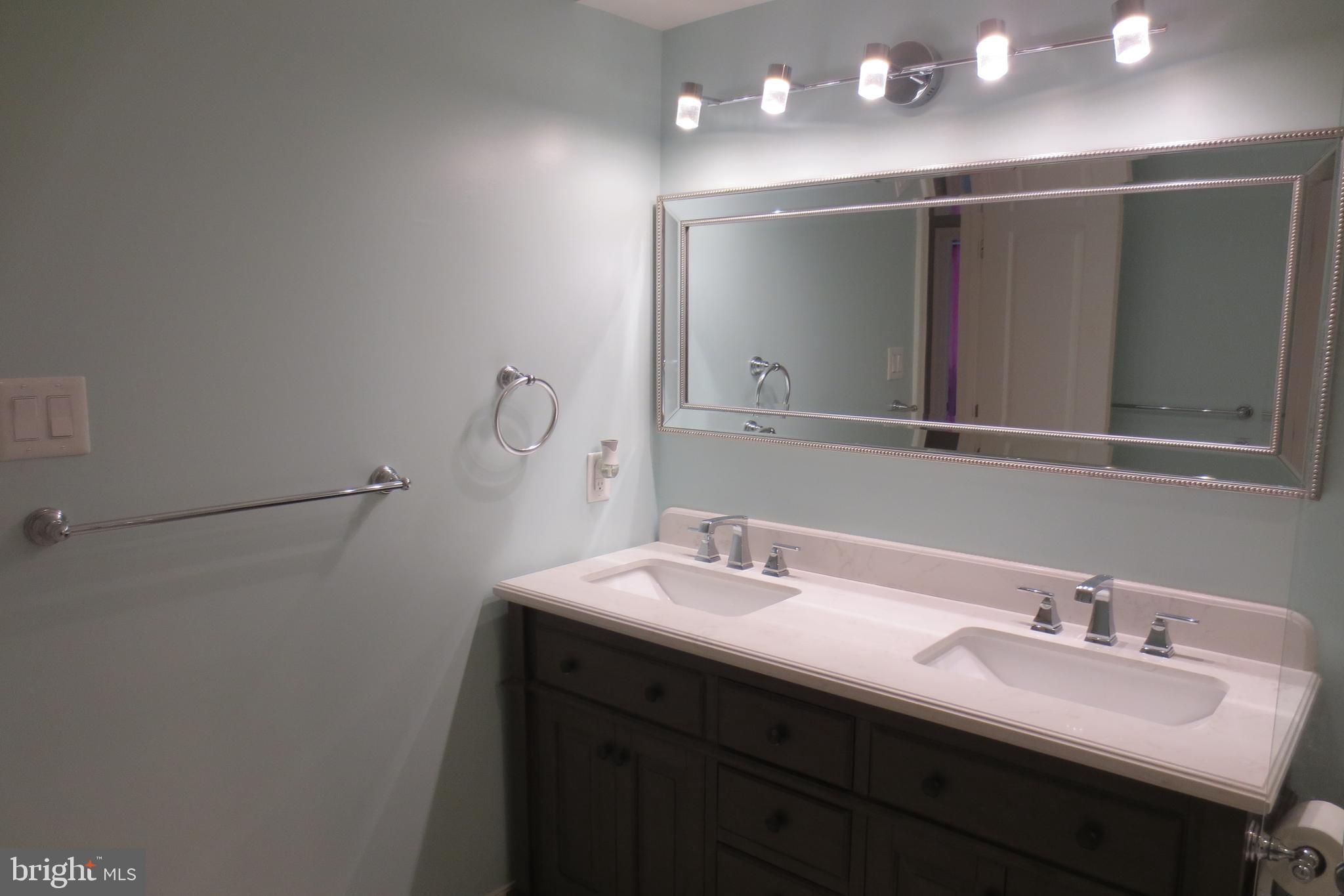 14701 Poplar Hill Road Germantown, MD 20874 - Photo 64 of 108 Full Bath #2 View