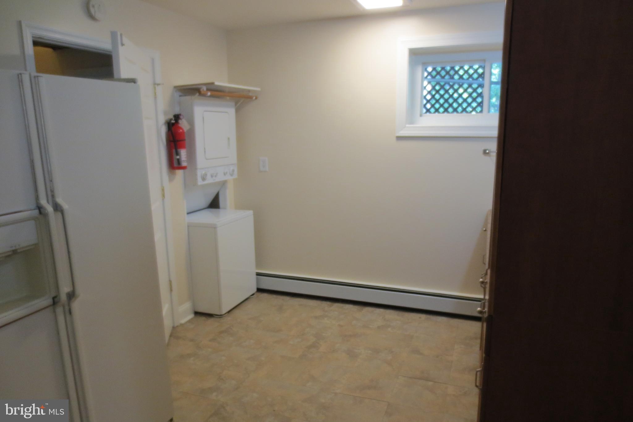 14701 Poplar Hill Road Germantown, MD 20874 - Photo 73 of 108 Lower Level Kitchenette
